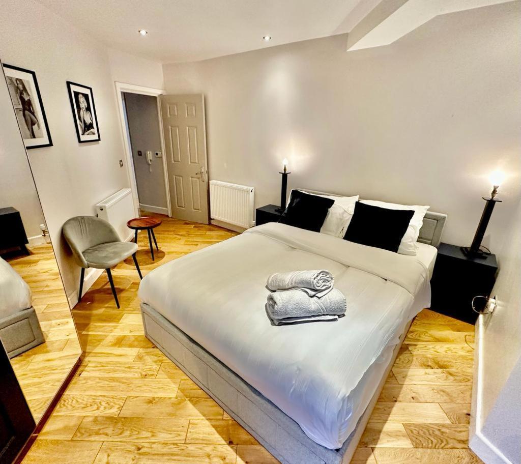 Ferienwohnung 30 Secs To Euston Station London Exterior foto