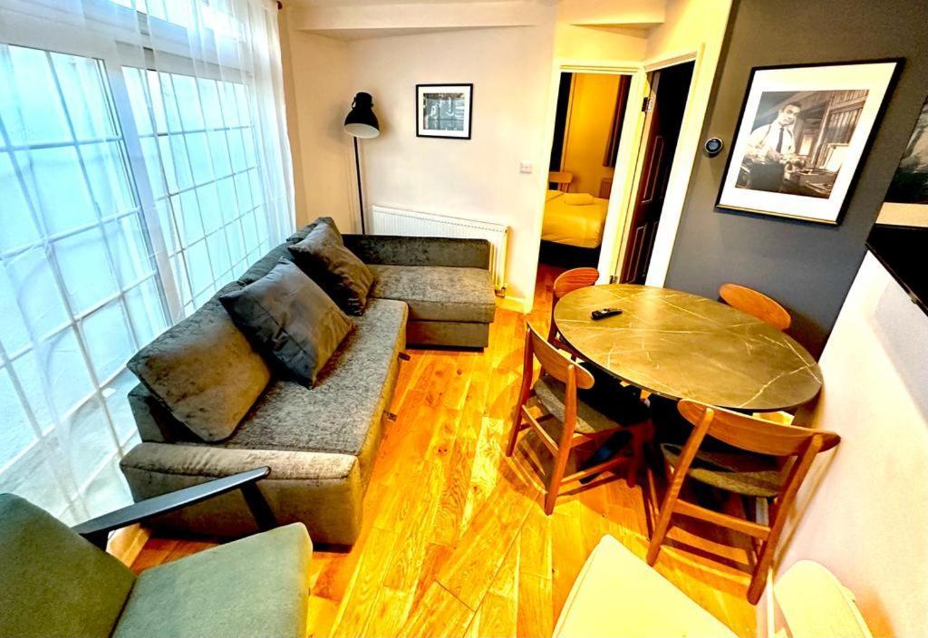 Ferienwohnung 30 Secs To Euston Station London Exterior foto